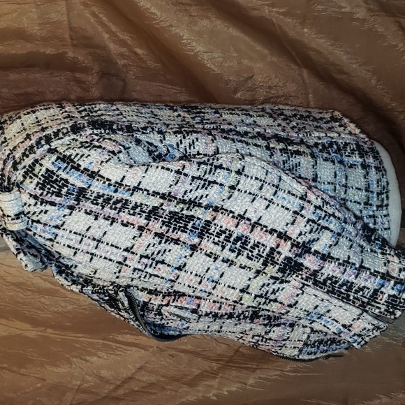 BIKER STYLE JACKET IN A CHANNEL LIKE PLAID fabric - Picture 5 of 9